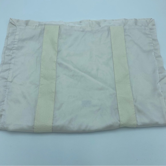 DKNY Pillow Sham Queen Cream Ribbon Detail - Picture 1 of 6